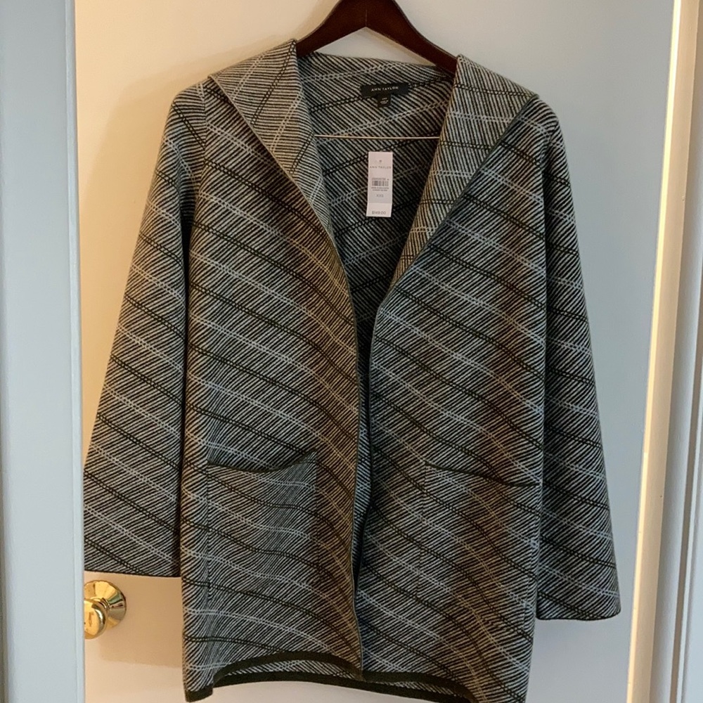 Ann Taylor cardigan, brand new with tag on it!